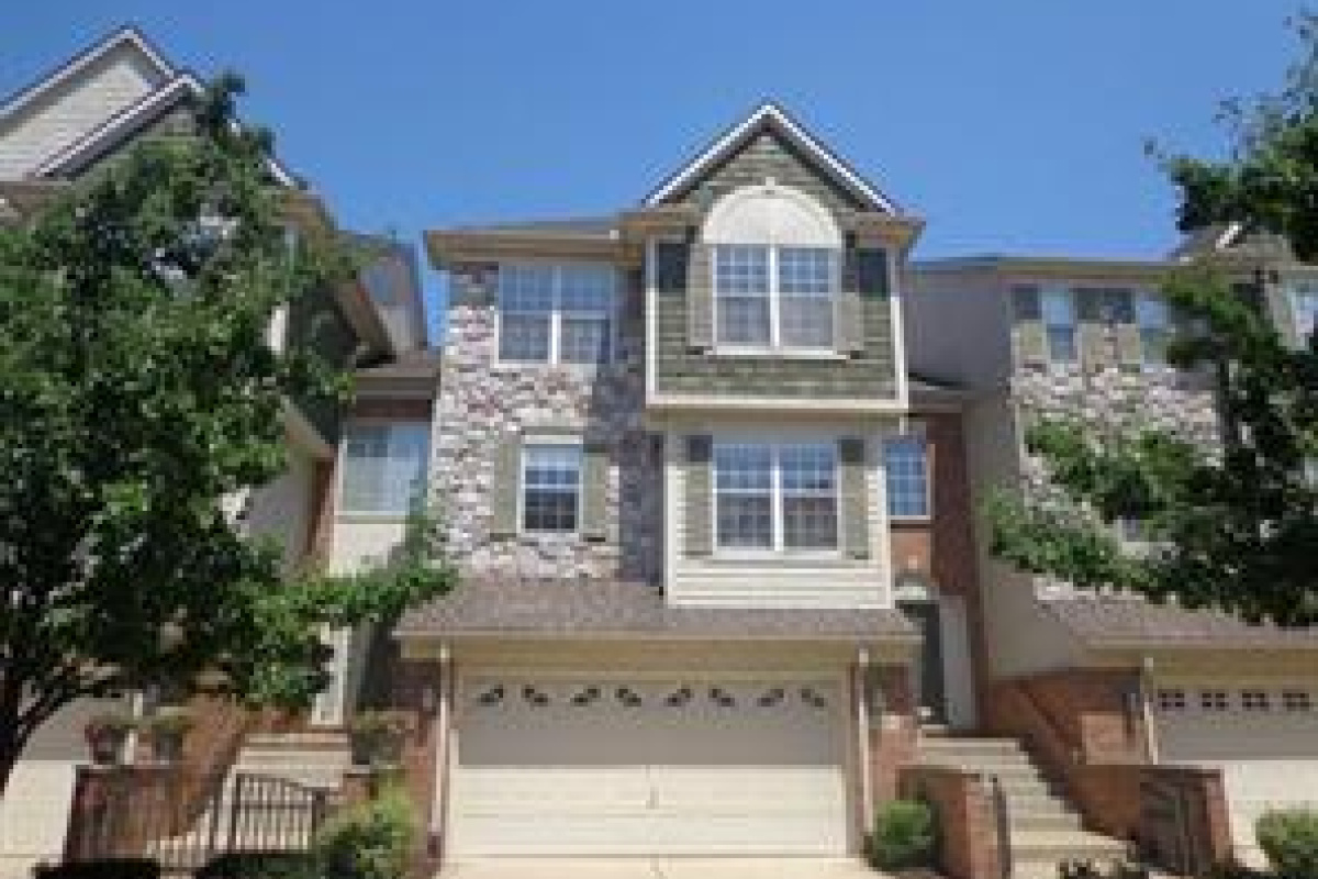 34 BRADFORD CT,DEARBORN,WAYNE,48126,3 Bedrooms Bedrooms,3 BathroomsBathrooms,Condominium,BRADFORD CT,1081